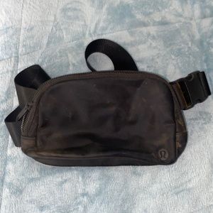 Lulu belt bag